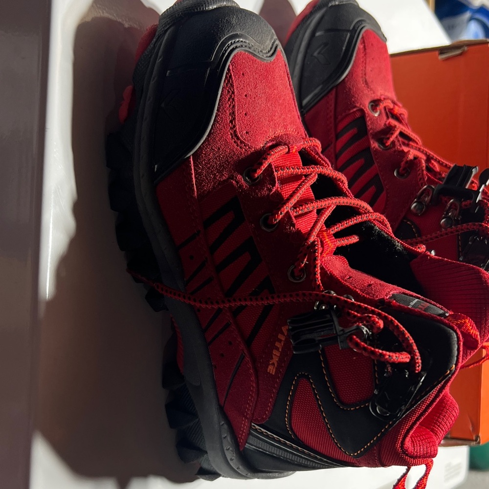 Vitike Hiking Boots